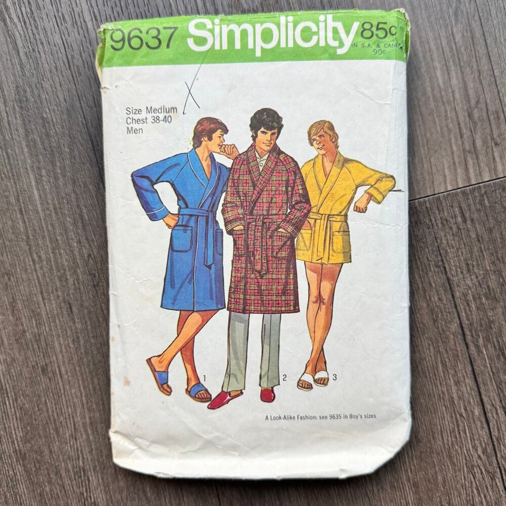 Vintage 1970s Simplicity 9637 Sewing Pattern Men's Medium Robe COMPLETE